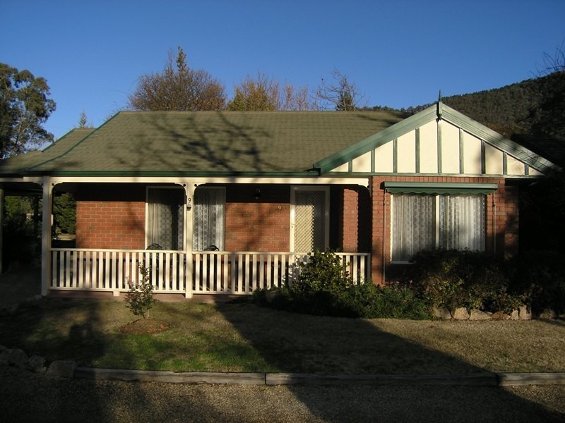 9/16-20 Gavan Street, Bright VIC 3741