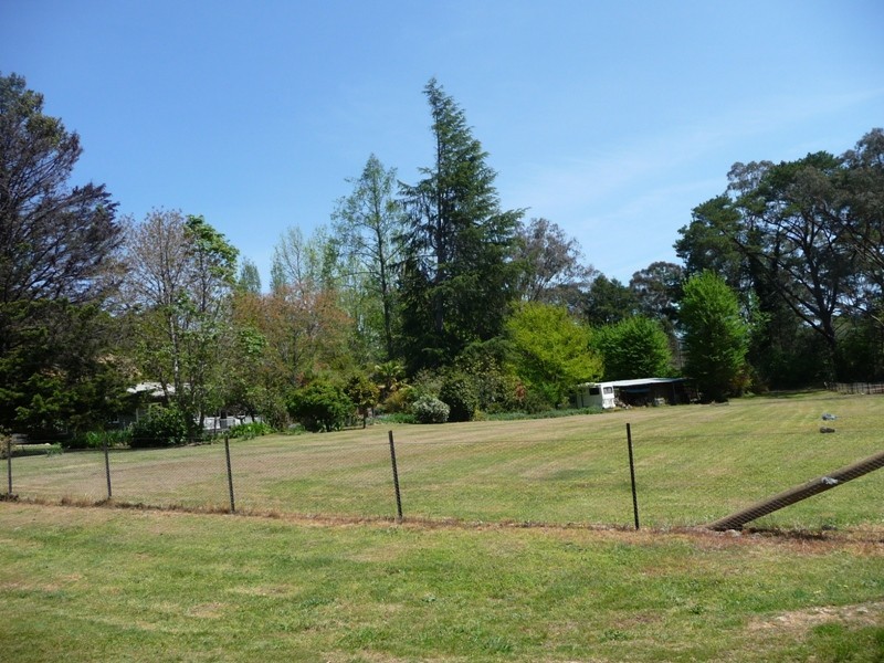 8 Tyntynder Lane, Bright VIC 3741