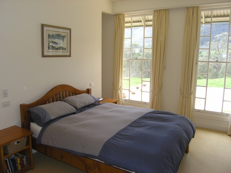 42 White Star Road, Wandiligong VIC 3744