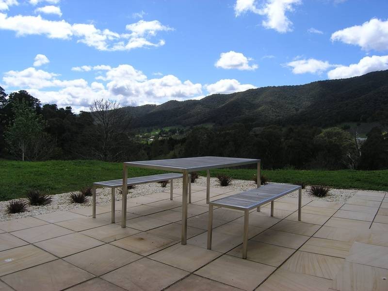 42 White Star Road, Wandiligong VIC 3744