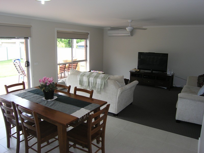 1 Norman Court, Bright VIC 3741