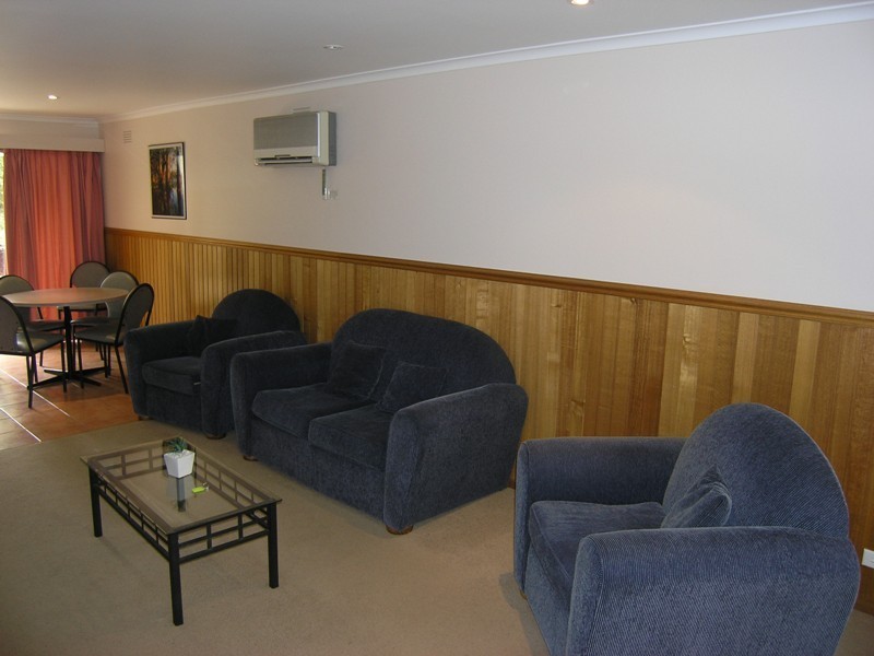 1/94 Delany Avenue, Bright VIC 3741
