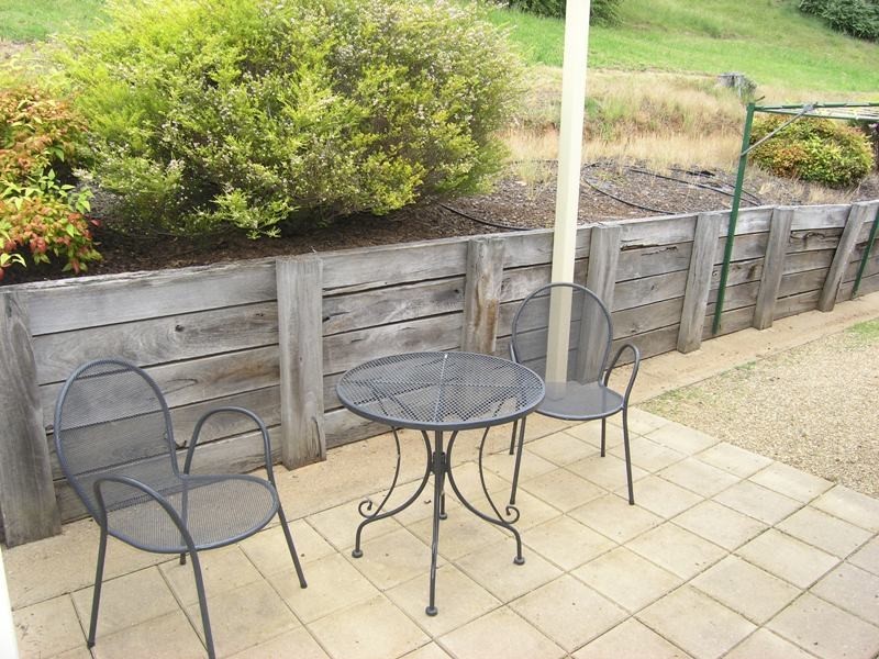 4/94 Delany Avenue, Bright VIC 3741