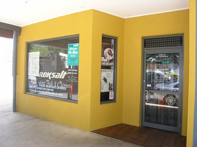 4 Camp Street, Bright VIC 3741