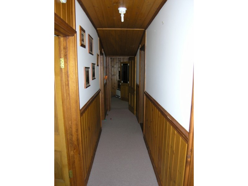 230 Great Alpine Road, Harrietville VIC 3741