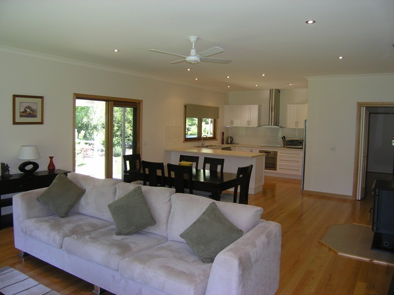 50 Williams Road, Wandiligong VIC 3744