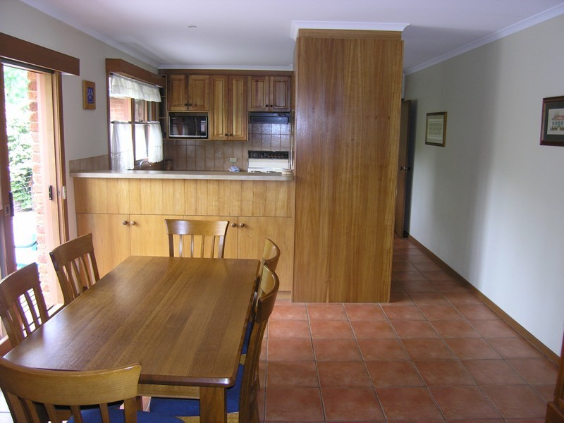 90 Delany Avenue, Bright VIC 3741