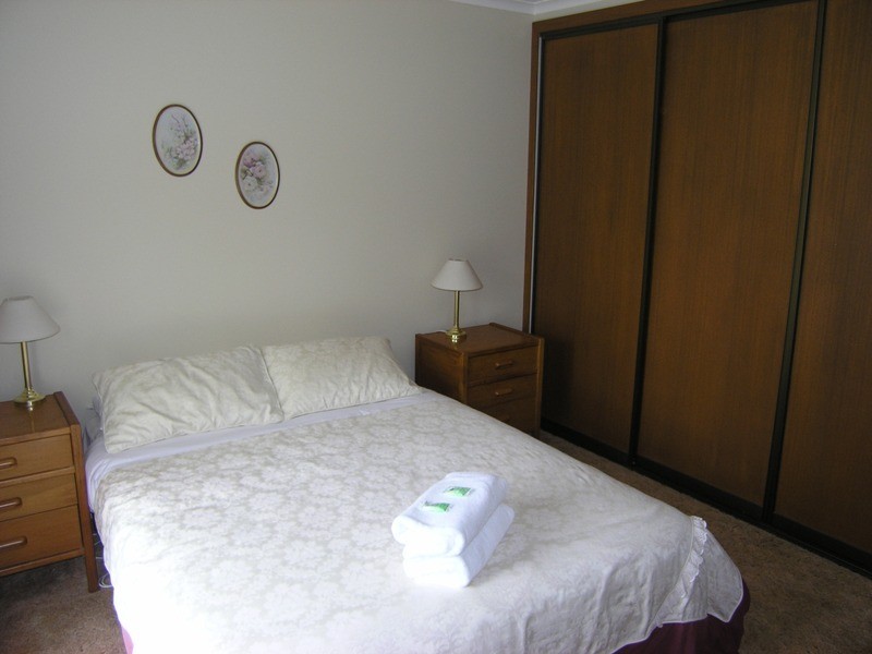 90 Delany Avenue, Bright VIC 3741