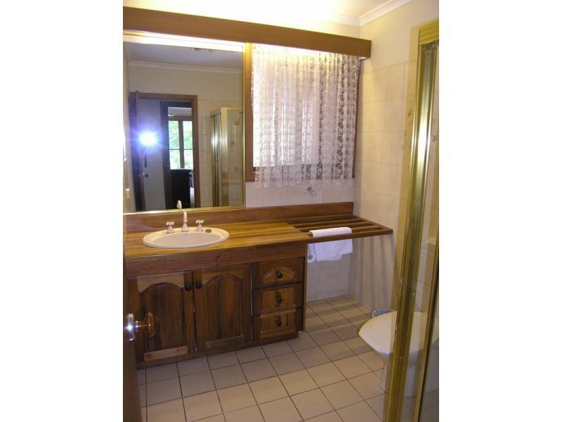 90 Delany Avenue, Bright VIC 3741