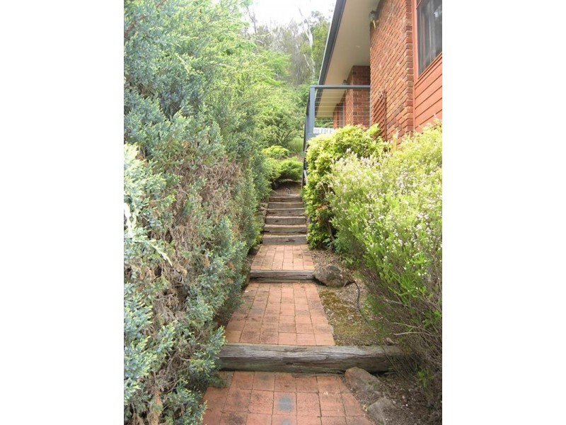 90 Delany Avenue, Bright VIC 3741