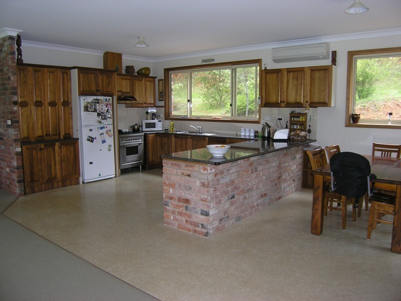 42 Goldie Spur Track, Buckland VIC 3740