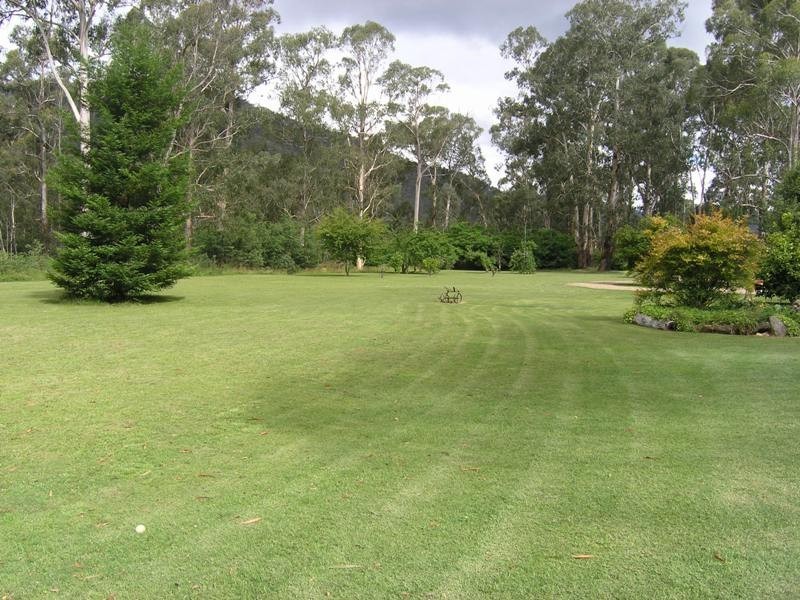 42 Goldie Spur Track, Buckland VIC 3740