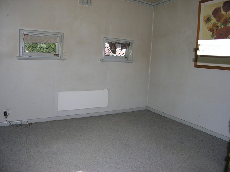 18 Williams Rd, Wandiligong VIC 3744