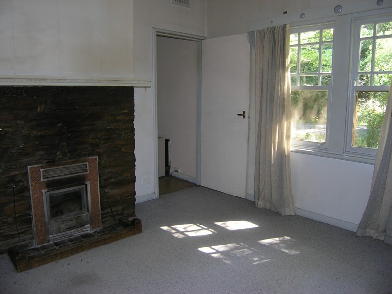 18 Williams Rd, Wandiligong VIC 3744