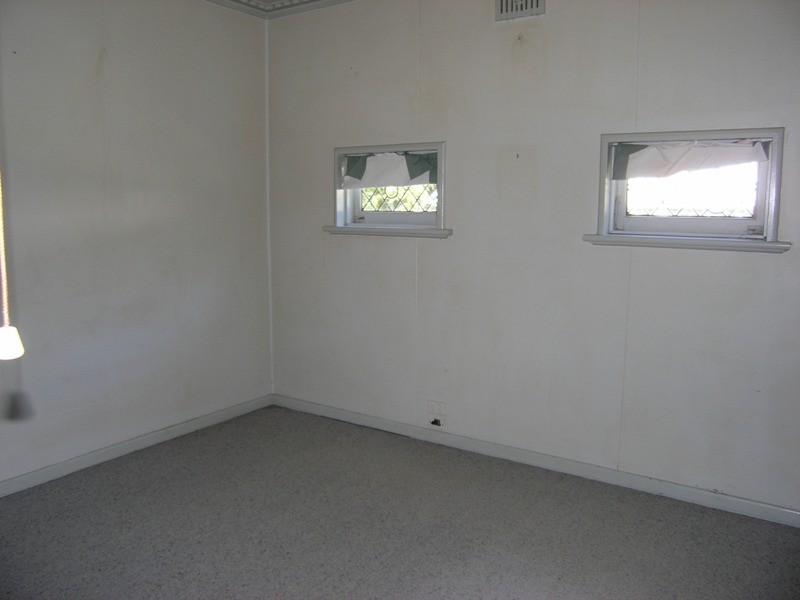 18 Williams Rd, Wandiligong VIC 3744