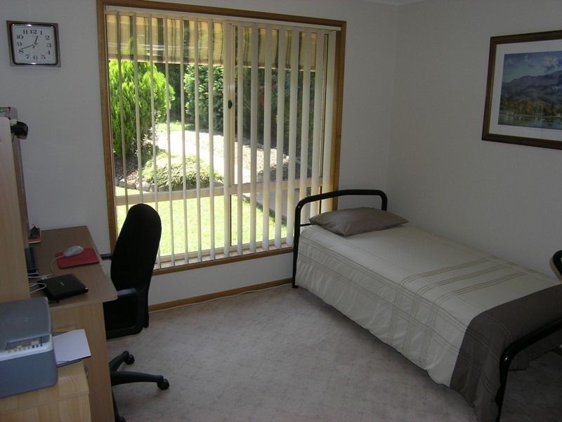 2 Norman Court, Bright VIC 3741