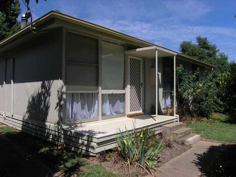 30 Delany Ave, Bright VIC 3741