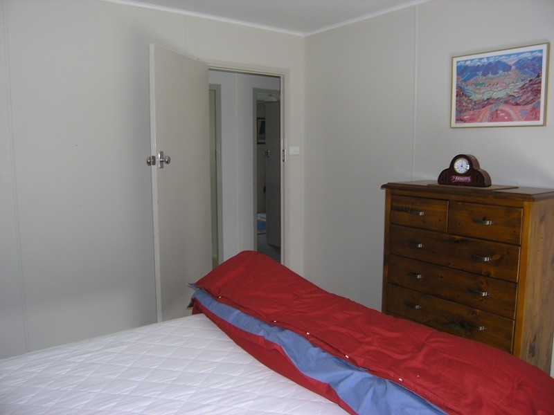 30 Delany Ave, Bright VIC 3741