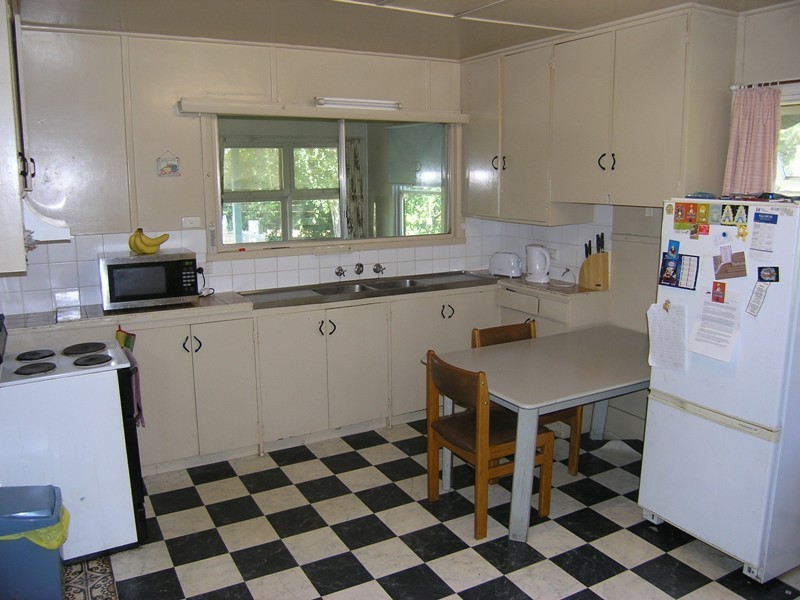 1 Churchill Avenue, Bright VIC 3741