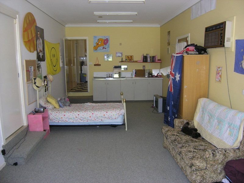 1 Churchill Avenue, Bright VIC 3741