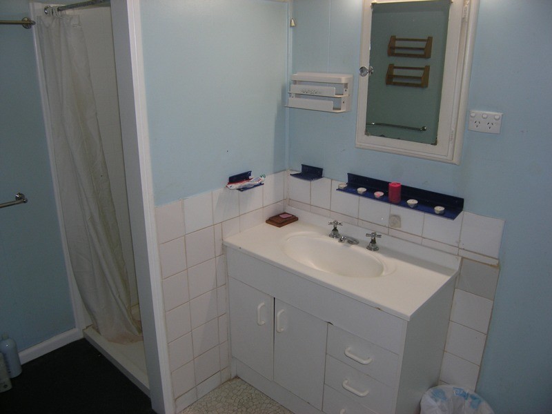 1 Churchill Avenue, Bright VIC 3741