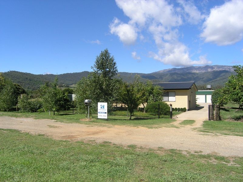 5836 Great Alpine Road, Eurobin VIC 3739