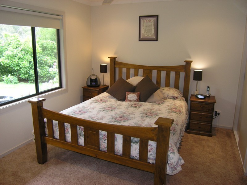 5836 Great Alpine Road, Eurobin VIC 3739