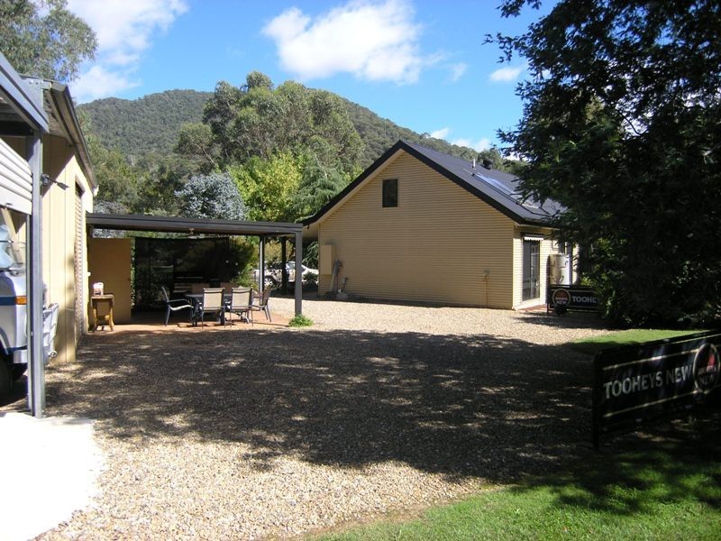 159 Great Alpine Road, Harrietville VIC 3741