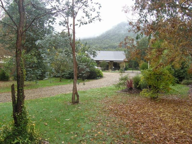 159 Great Alpine Road, Harrietville VIC 3741