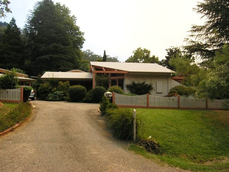 23 Bakers Gully Road, Bright VIC 3741
