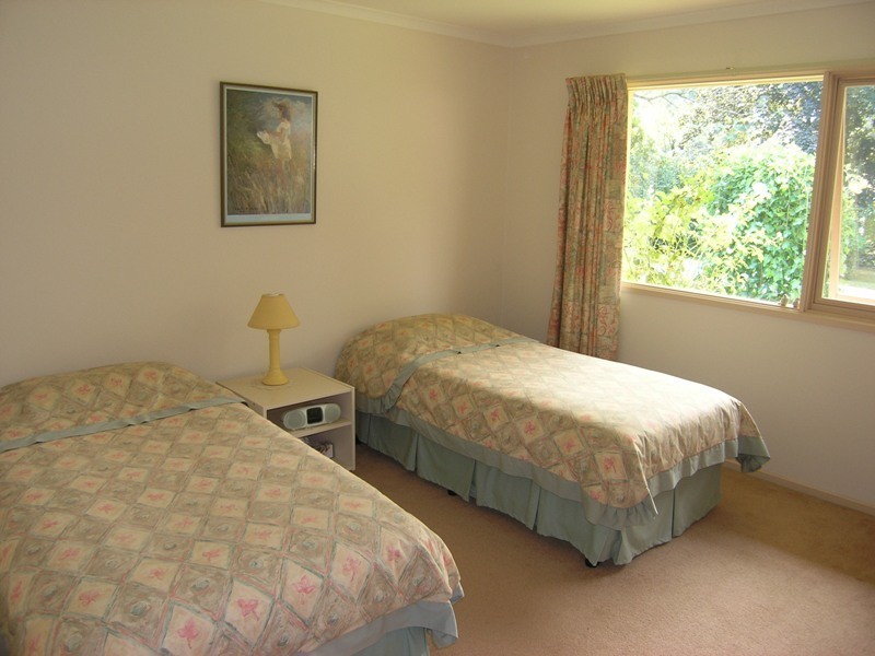 23 Bakers Gully Road, Bright VIC 3741