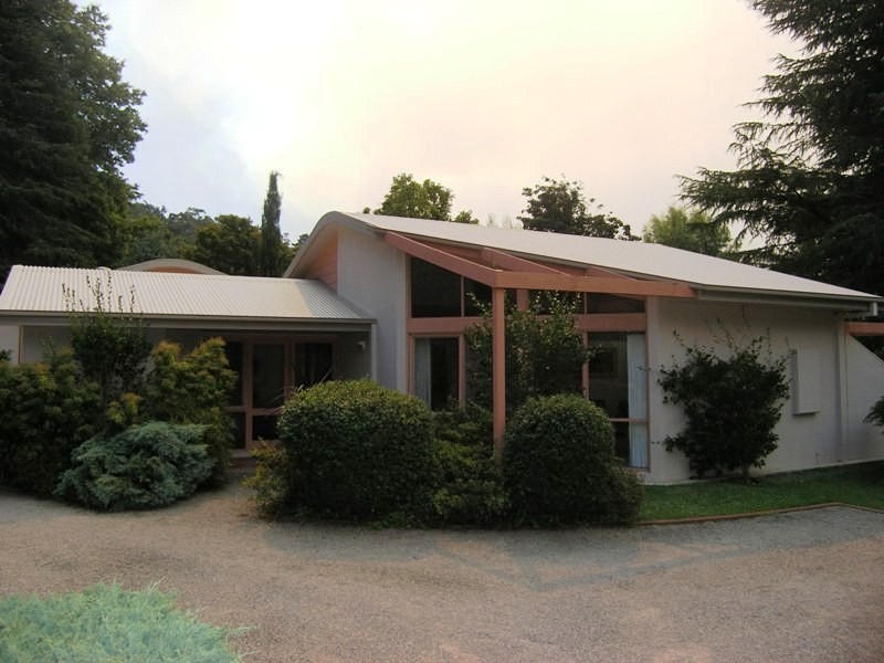 23 Bakers Gully Road, Bright VIC 3741