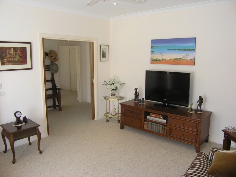 12 Park Street, Bright VIC 3741