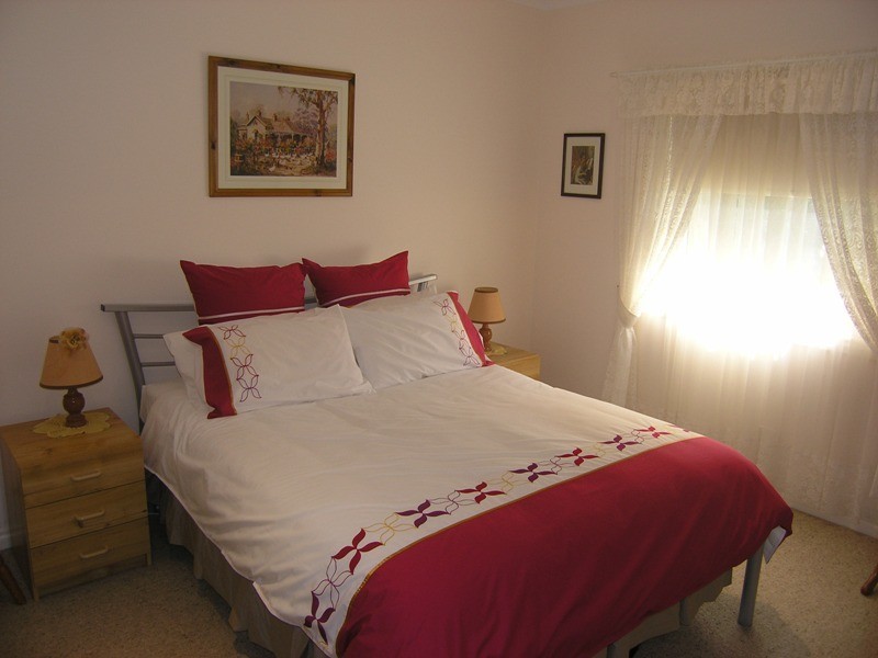 12 Park Street, Bright VIC 3741