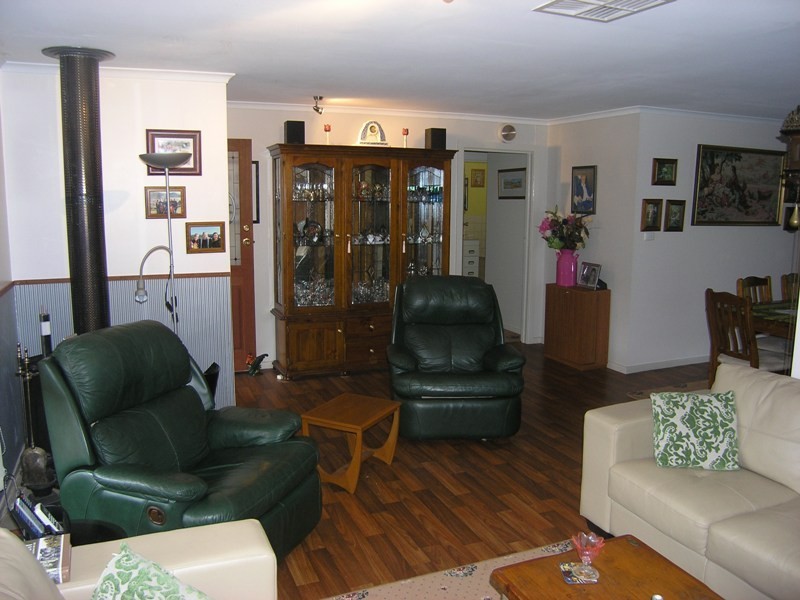 Lot B1, School Road, Wandiligong VIC 3744