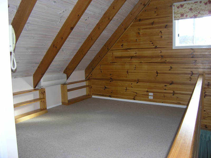 1/8 Wills St, Bright VIC 3741