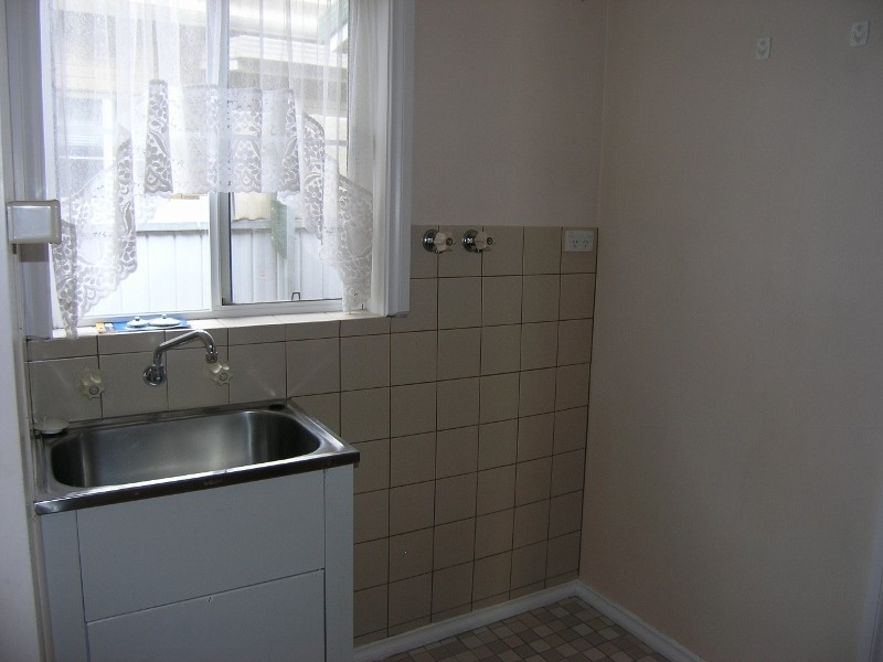 1/8 Wills St, Bright VIC 3741