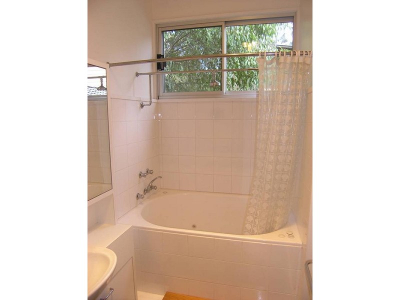 3 Wallace Drive, Buckland VIC 3740