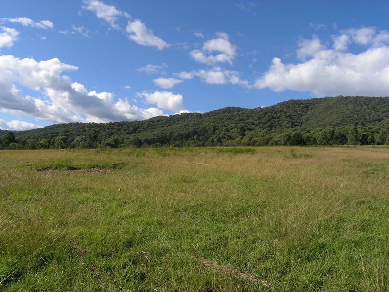 27 School Road, Wandiligong VIC 3744