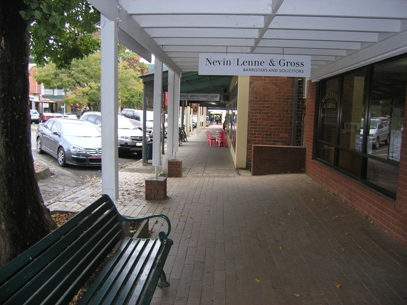 2 & 3/4 Ireland Street, Bright VIC 3741