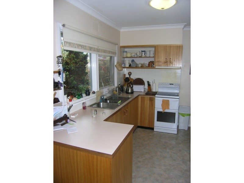 77 Gavan Street, Bright VIC 3741