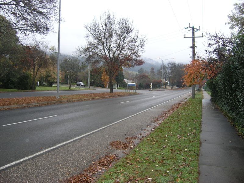 77 Gavan Street, Bright VIC 3741