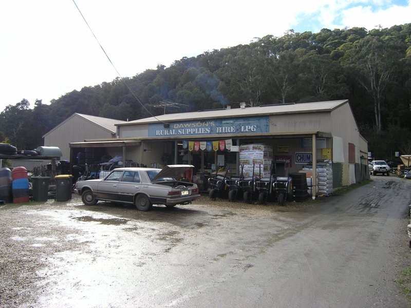 49 Churchill Avenue, Bright VIC 3741