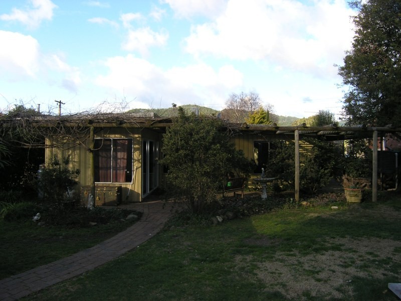 23 Wallace Drive, Buckland VIC 3740