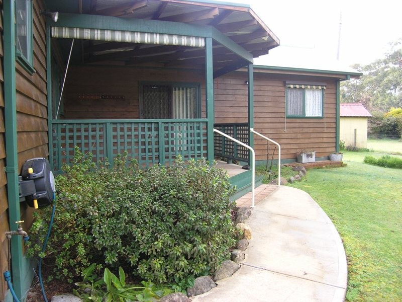 14 Lumley Dve, Bright VIC 3741