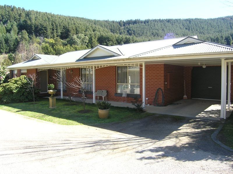 5/11 Toorak Road, Bright VIC 3741