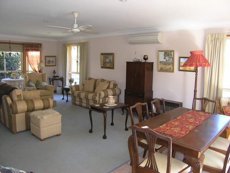 5/11 Toorak Road, Bright VIC 3741