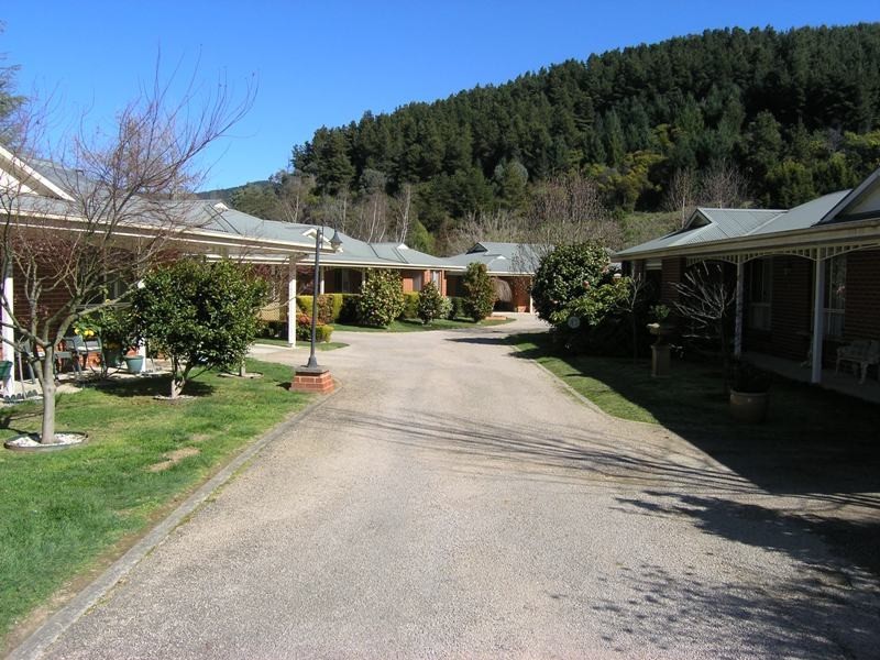 5/11 Toorak Road, Bright VIC 3741