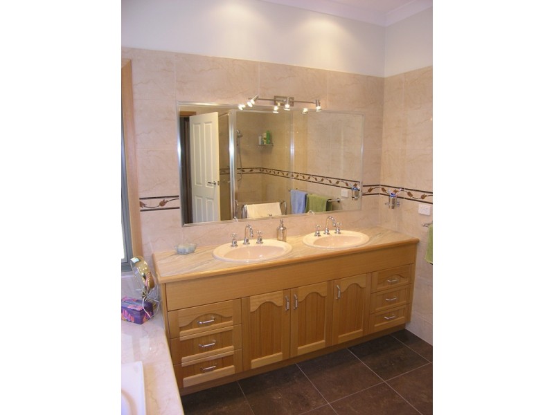 20 Pick & Shovel Rise, Harrietville VIC 3741