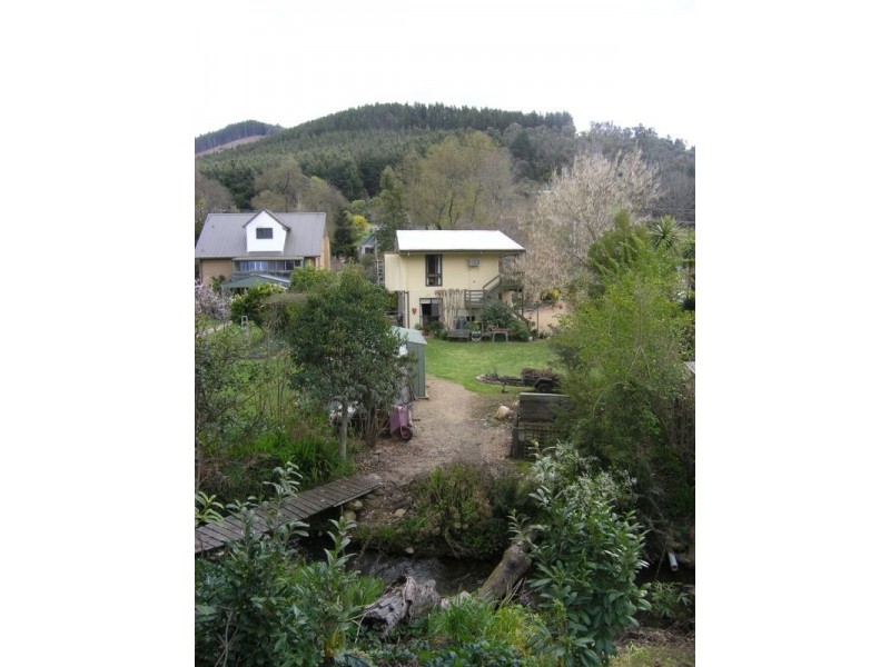 32 Bakers Gully Road, Bright VIC 3741